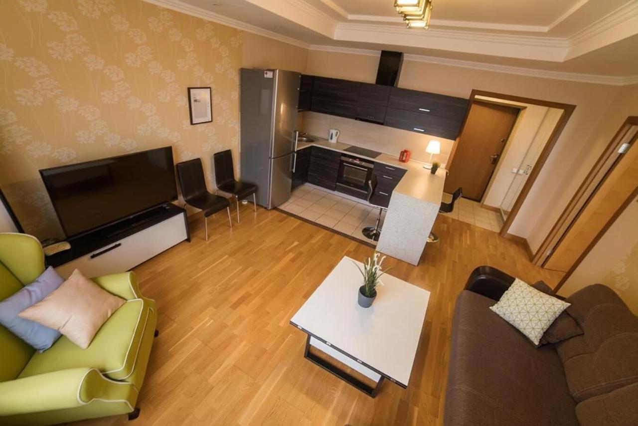Apartamento Manica Mega Towers Almatý Exterior foto
