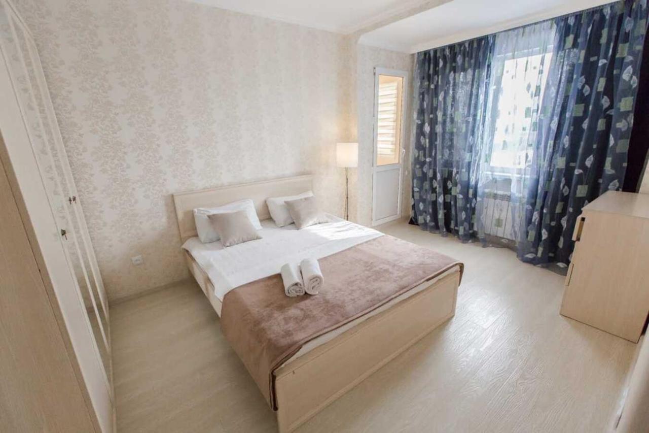 Apartamento Manica Mega Towers Almatý Exterior foto
